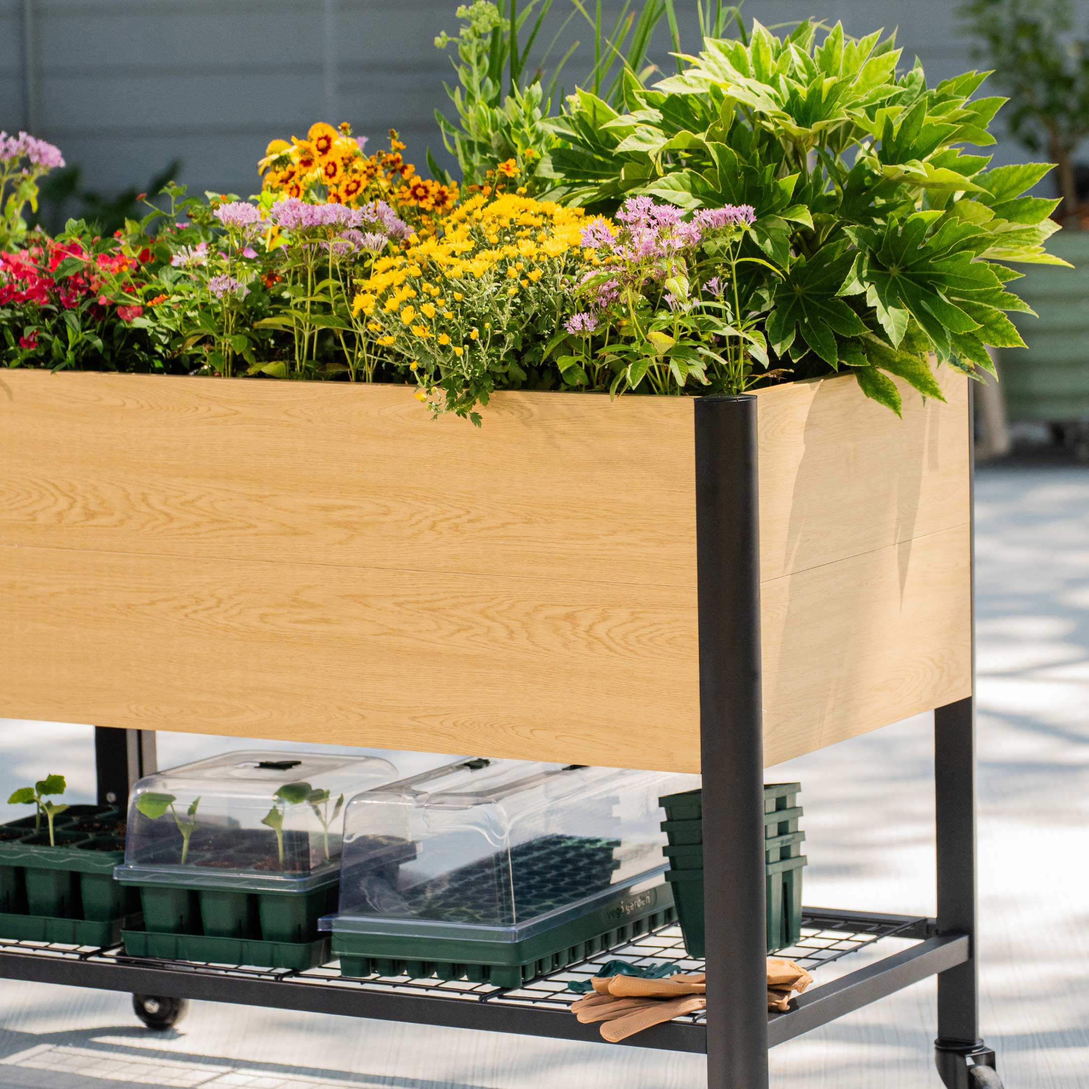 Woodgrain Elevated Garden Bed  2.0' x 4.0' - Image 11