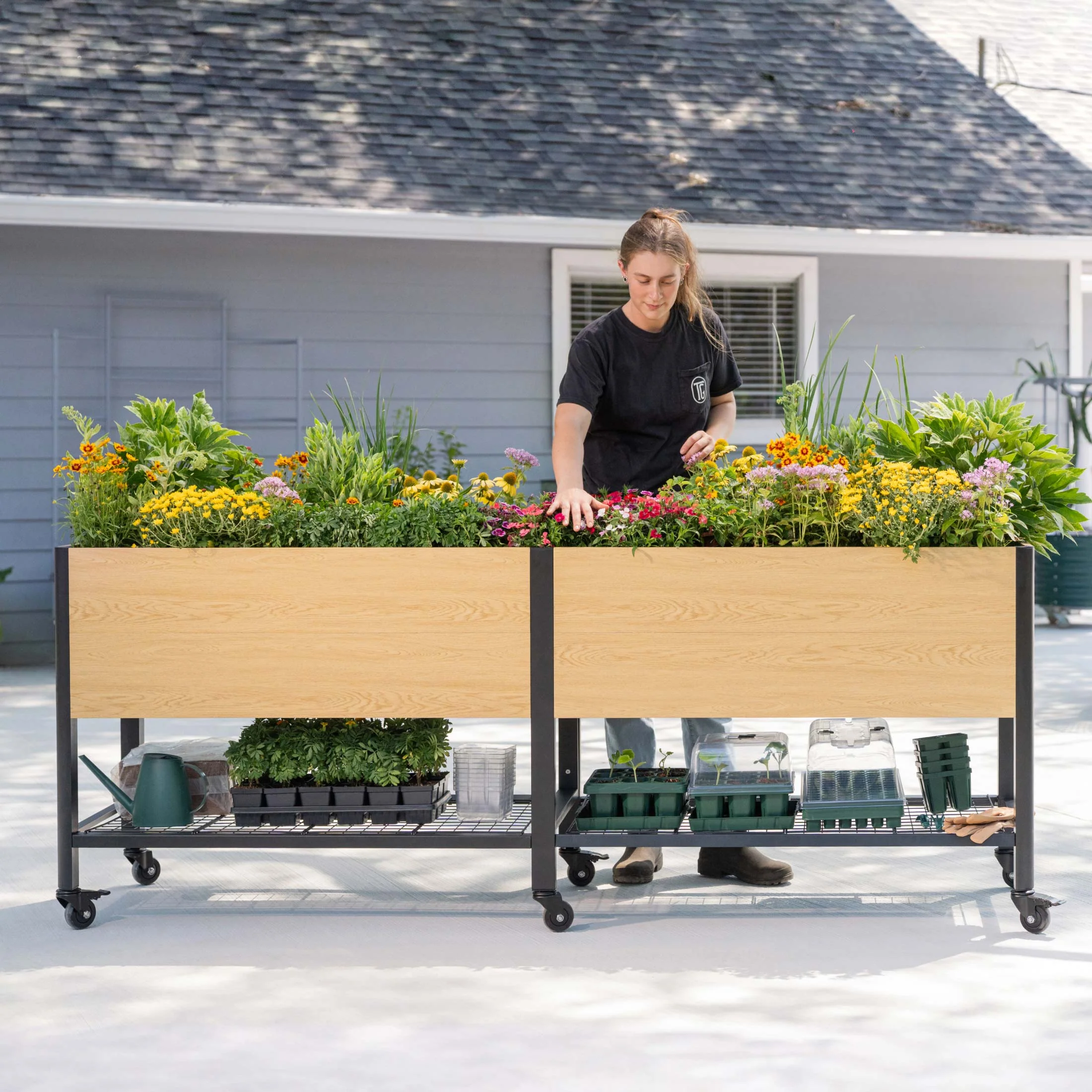Woodgrain Elevated Garden Bed  2.0' x 4.0' - Image 14